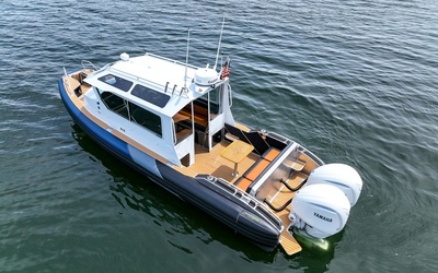 Life Proof 27 Full Cabin
