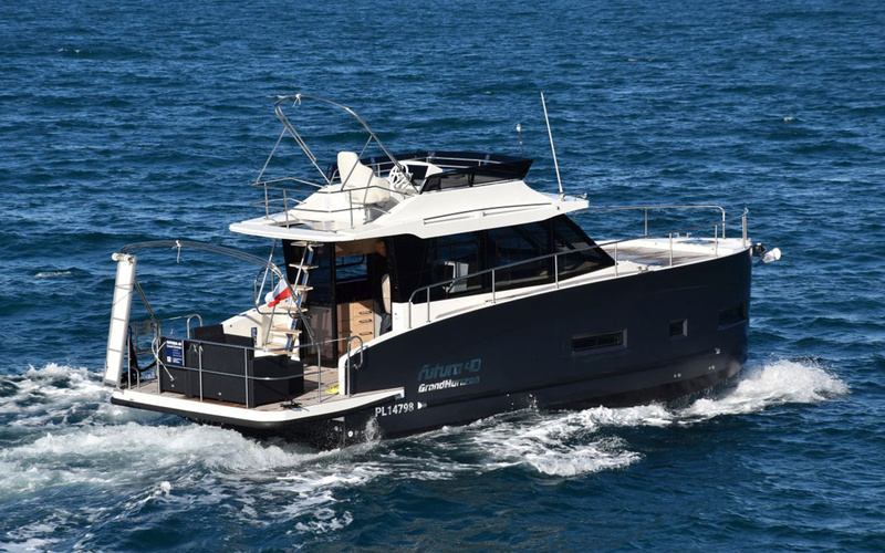 Cobra Futura 40