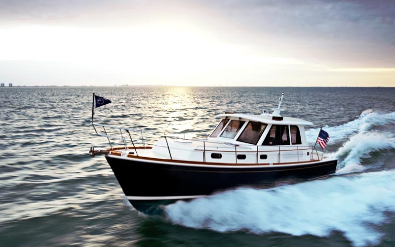 Grand Banks  39 Eastbay SX