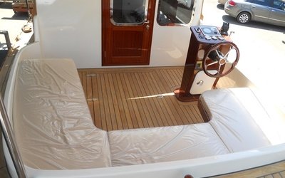 Barbaros 27 Trawler