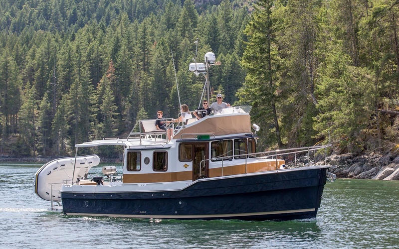 Ranger Tugs R-31 CB