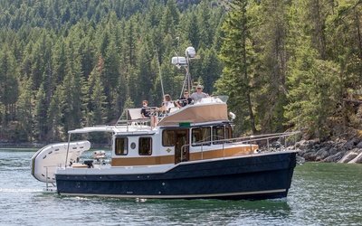 Ranger Tugs R-31 CB