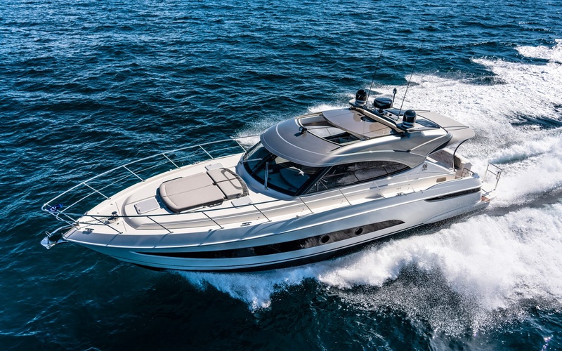 Riviera 4800 Sport Yacht Series II Platinum Edition