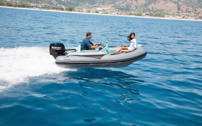 Ranieri Cayman One Luxury Tender