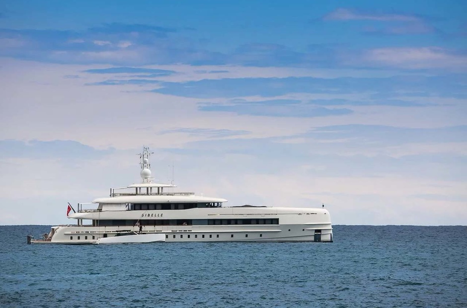 Heesen Bijin