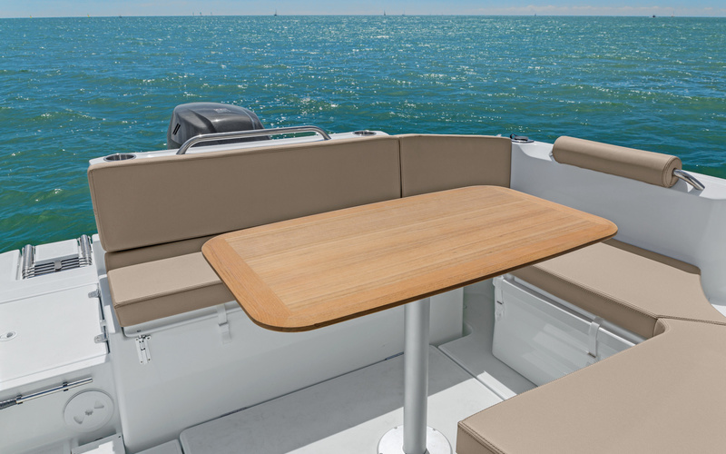 Beneteau Antares 7