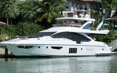 Azimut Mirage