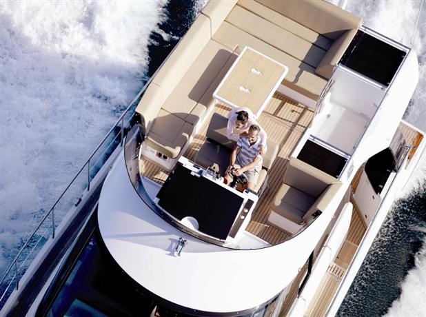 Sealine F42