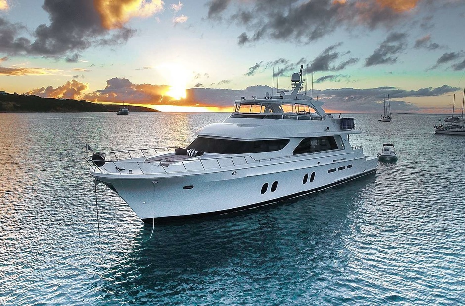 CL Yachts Jus Chill'N'