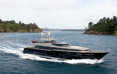 Alloy Yachts Ab Initio