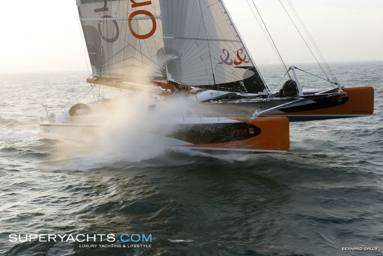 Record catamaran Orange II