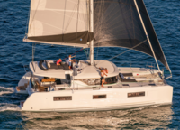 The 14-meter sailing motor catamaran of the French shipyard Lagoon entered the market in June this year. At the current SPIBS it will be presented in Russia for the first time. The motto of this boat - «design and functionality are inseparable». For example, the convertible modular area on the flybridge is not only a space where you can enjoy the sun, but also a second control station for the catamaran. The main «chips» in the Lagoon 46's sailing arms are a shortened gick and a jib, which make it easy to operate when the boat is sailing. There are three or four cabins inside the hulls, which can accommodate up to 12 people in total. 