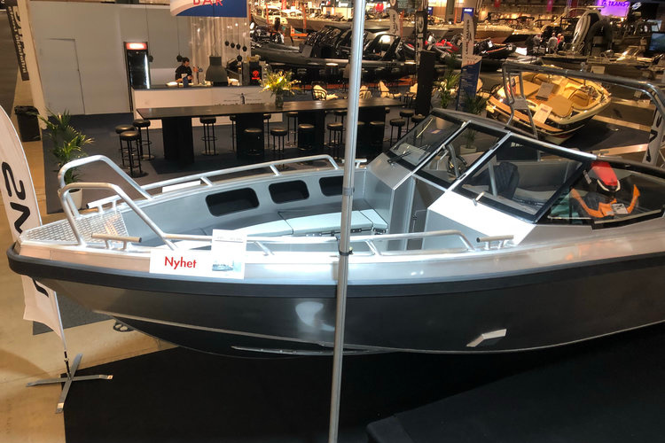 Tuna boats 750 DC