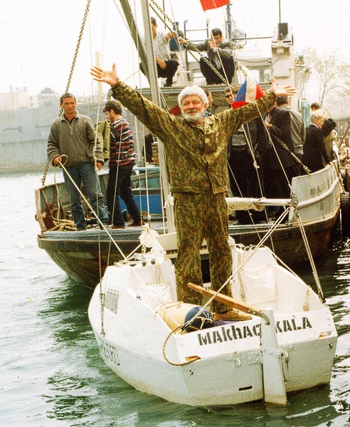 Makhachkala harbor honor circle: there is a second round-the-world! 
