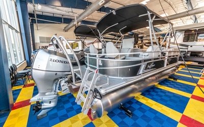 Sunchaser Vista 22 Fish