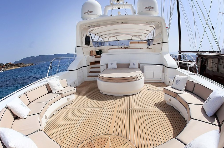 Mangusta Mina II