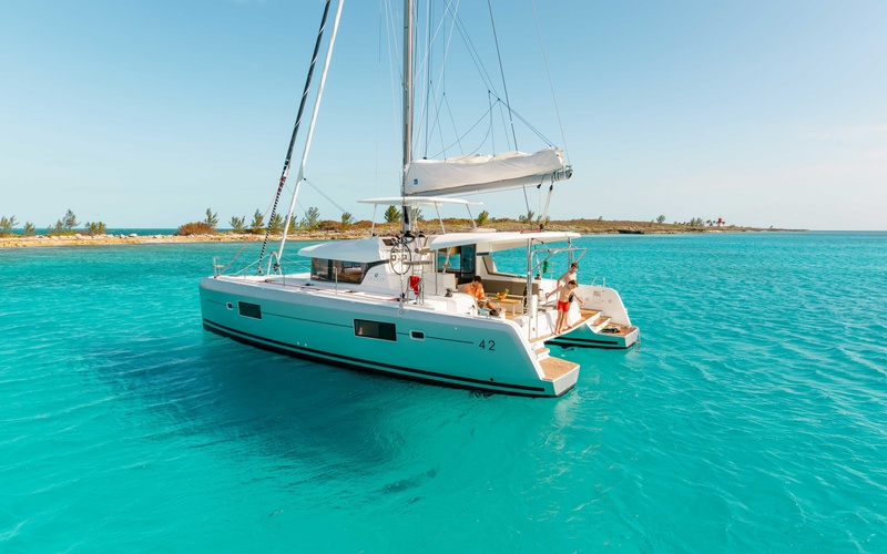 Lagoon 42