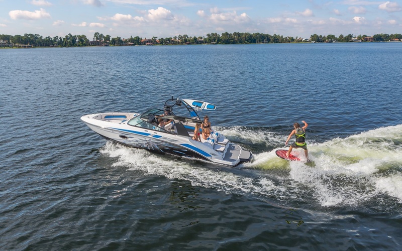 Chaparral 2430 Vortex VRX