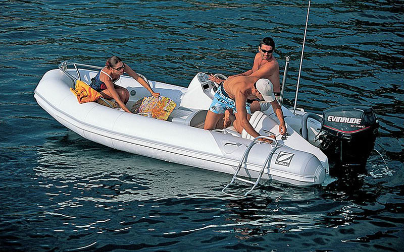 Zodiac Yachtline 420