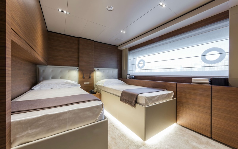 Quicksilver 755 Pilothouse