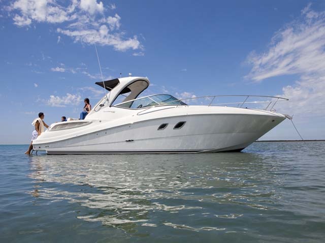 Sea Ray 330 Sundancer