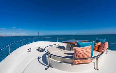 Azimut 72