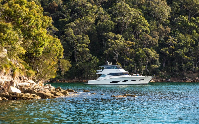 Riviera 72 Sports Motor Yacht