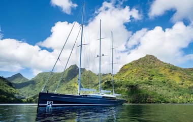 Royal Huisman Ravenger