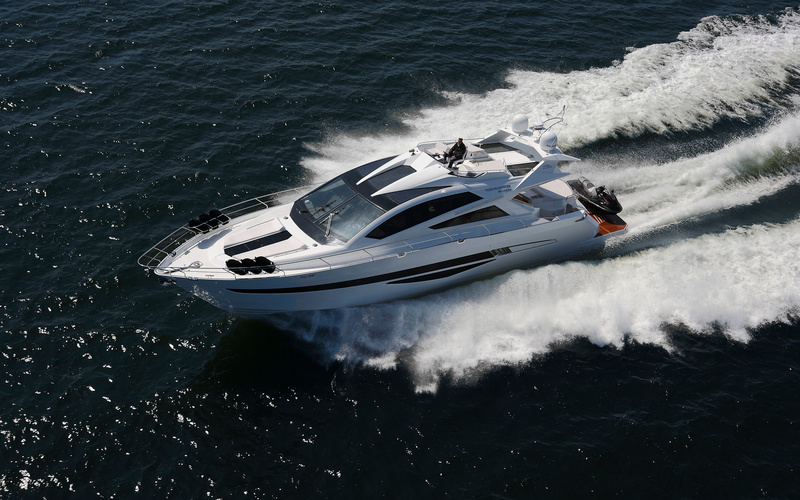 Galeon 700 Skydeck