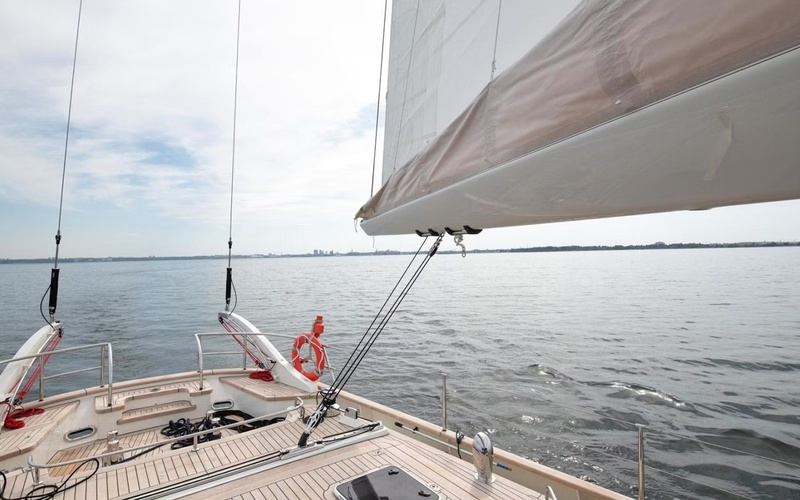 Ferretti 670 