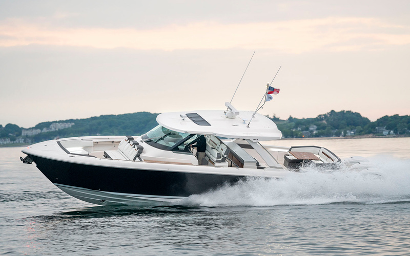 Tiara 43 LS
