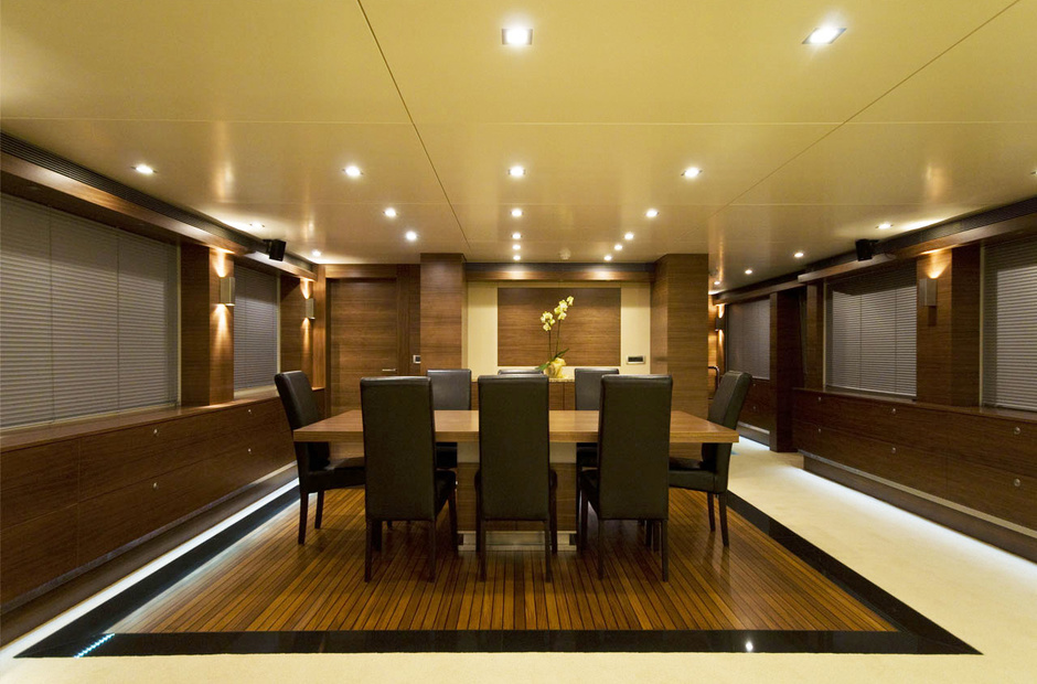 Avangard Yachts Mariposa