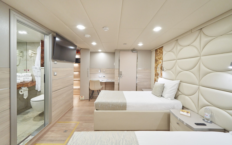 Maori Yacht 50