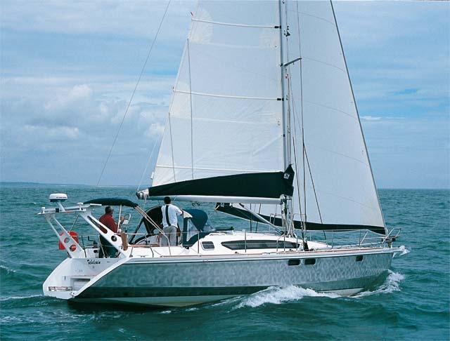 Alubat Ovni 395