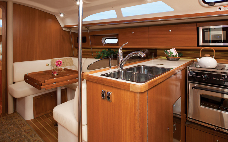 Catalina 355
