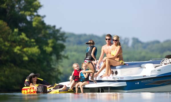 Bayliner 197 Deck Boat
