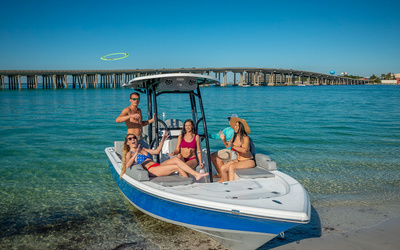 Sea Pro 228 Bay