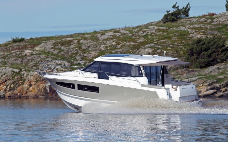 Jeanneau NC 9