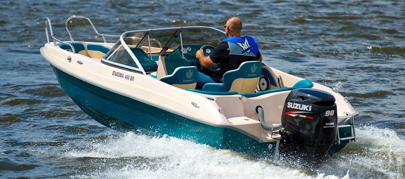 Enigma 460 BR (Bow Rider)