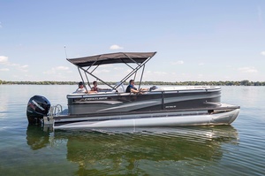 Crestliner 200 Rally