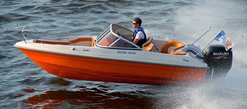 Enigma 460 BR (Bow Rider)