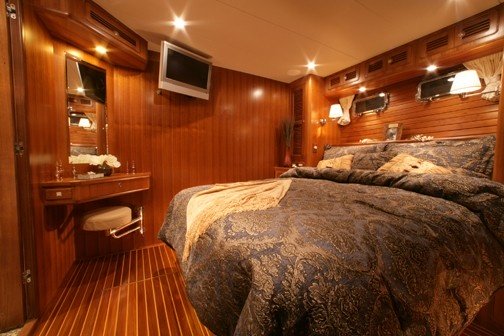 Selene 43