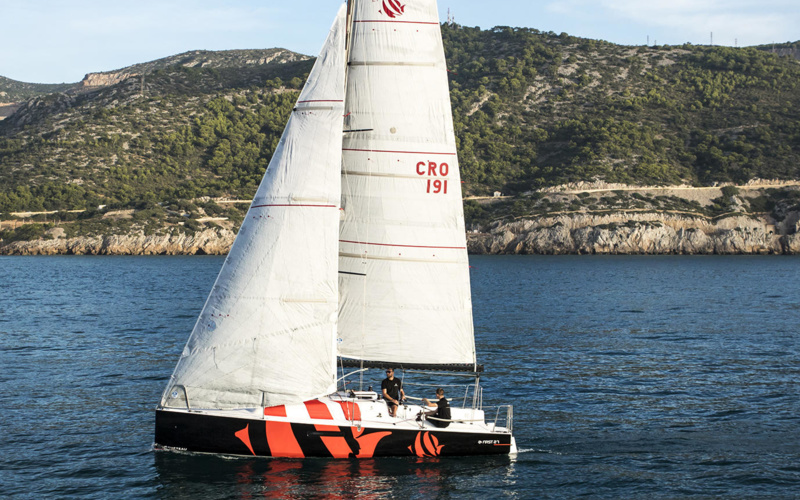 Beneteau First 27