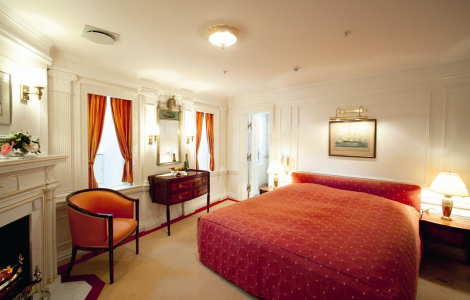 Fifth guest cabin
