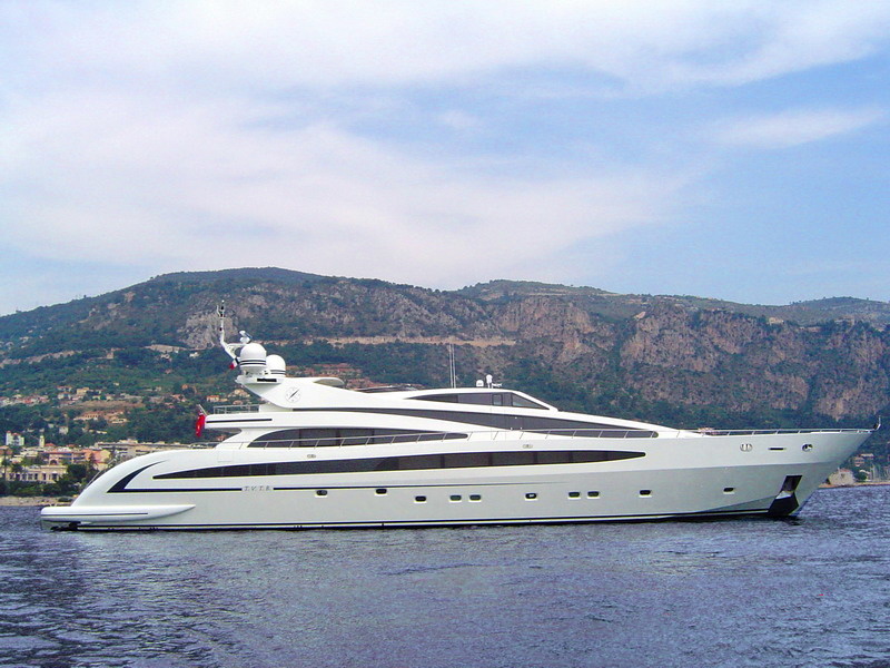 ISA Yachts Liberdae