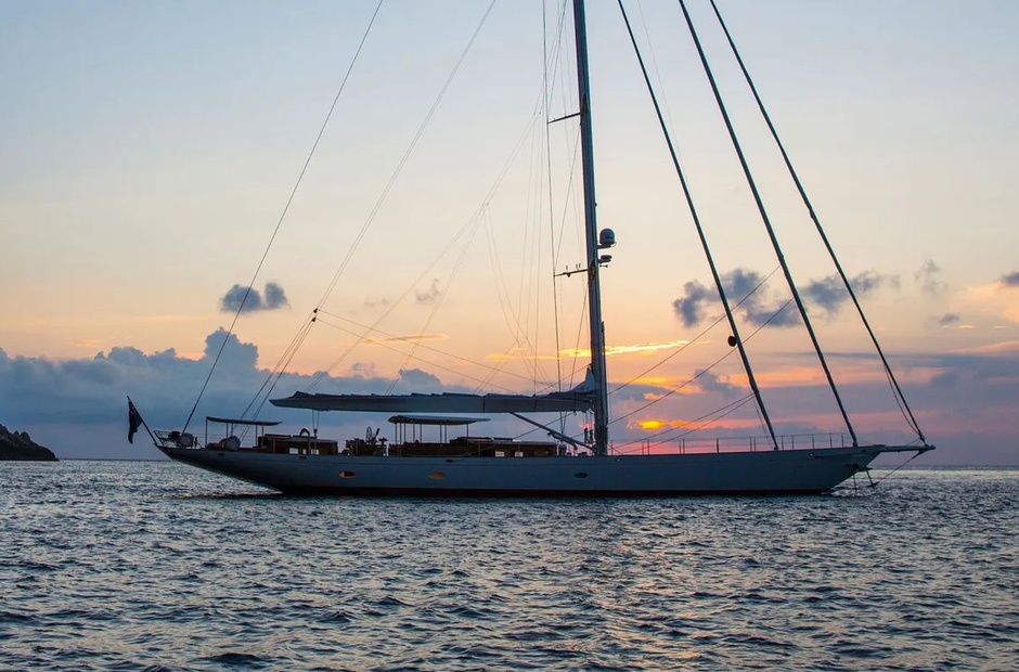 Pendennis Shipyard Vijonara