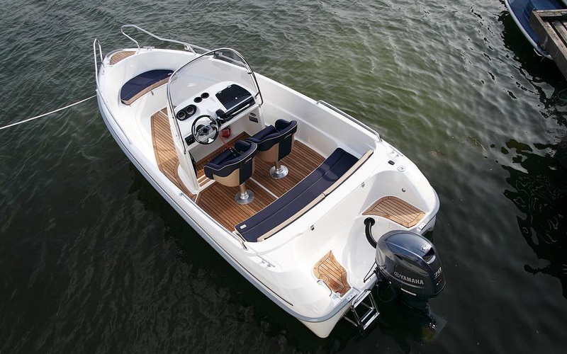 Yamarin 56 Center Console