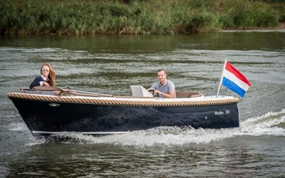 Maxima 550