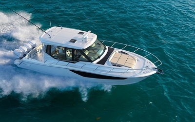 Boston Whaler 405 Conquest