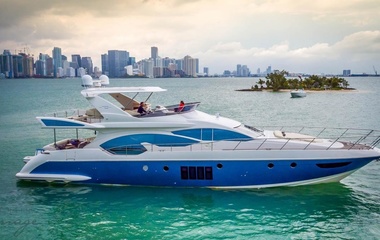Azimut Seven